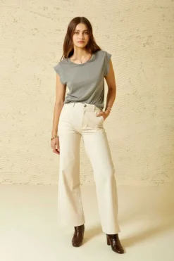 Carefree Organic Garment Dyed Boxy T-Shirt