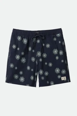 Voyage Hybrid Short 5.5"
