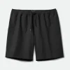 Voyage Hybrid Short 5.5"